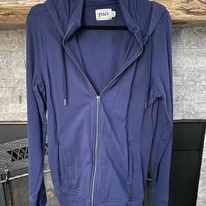 Pact Navy Organic Cotton Hoodie Size M
